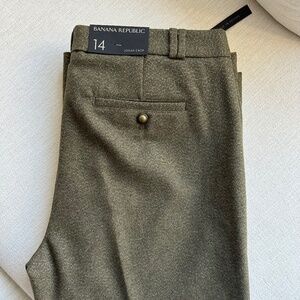 Banana Republic Logan Crop Pant